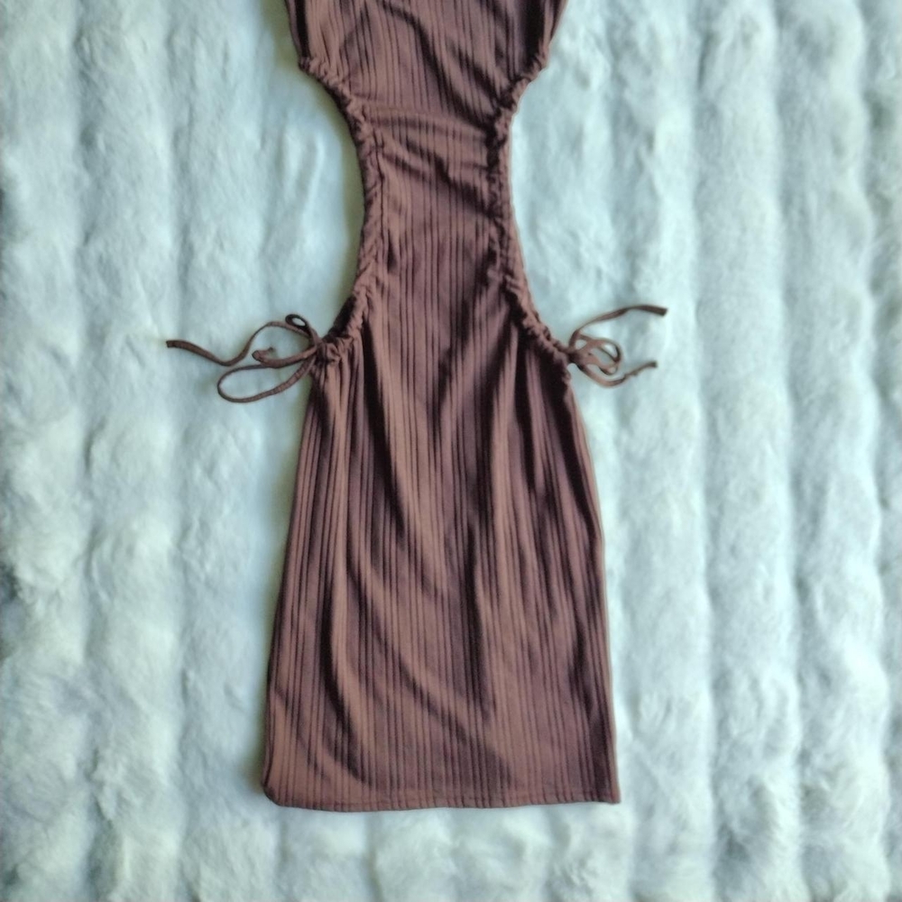 Brown Sleeveless Maxi Dress - Picture 4 of 7